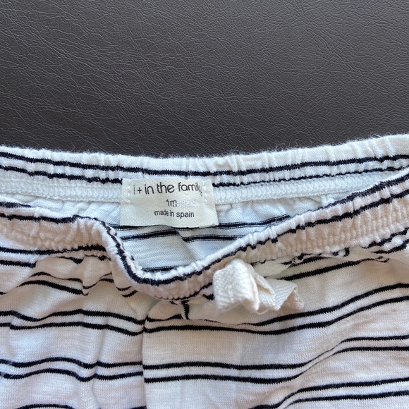 Adorable striped set - Picture 4 of 6